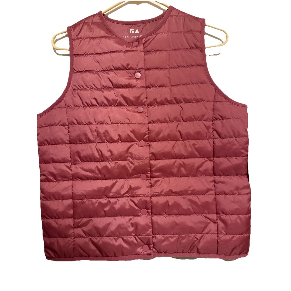 NWT Women's Free‎ Assembly Snap Vest Size L (10-12)